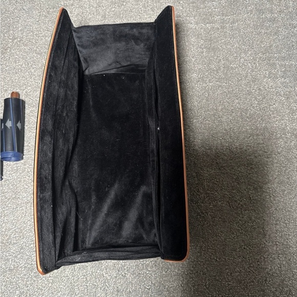 Dyson Blue and Copper Hair Styling Tool - Picture 11 of 12